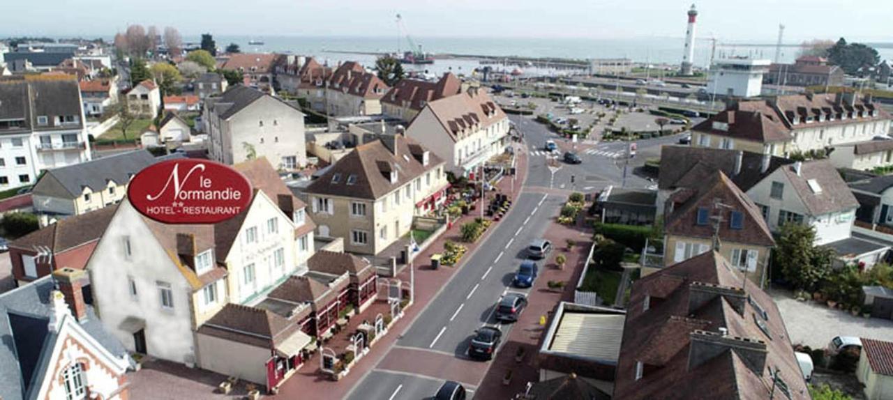 Hôtel-Restaurant Le Normandie Luc-sur-Mer Extérieur photo